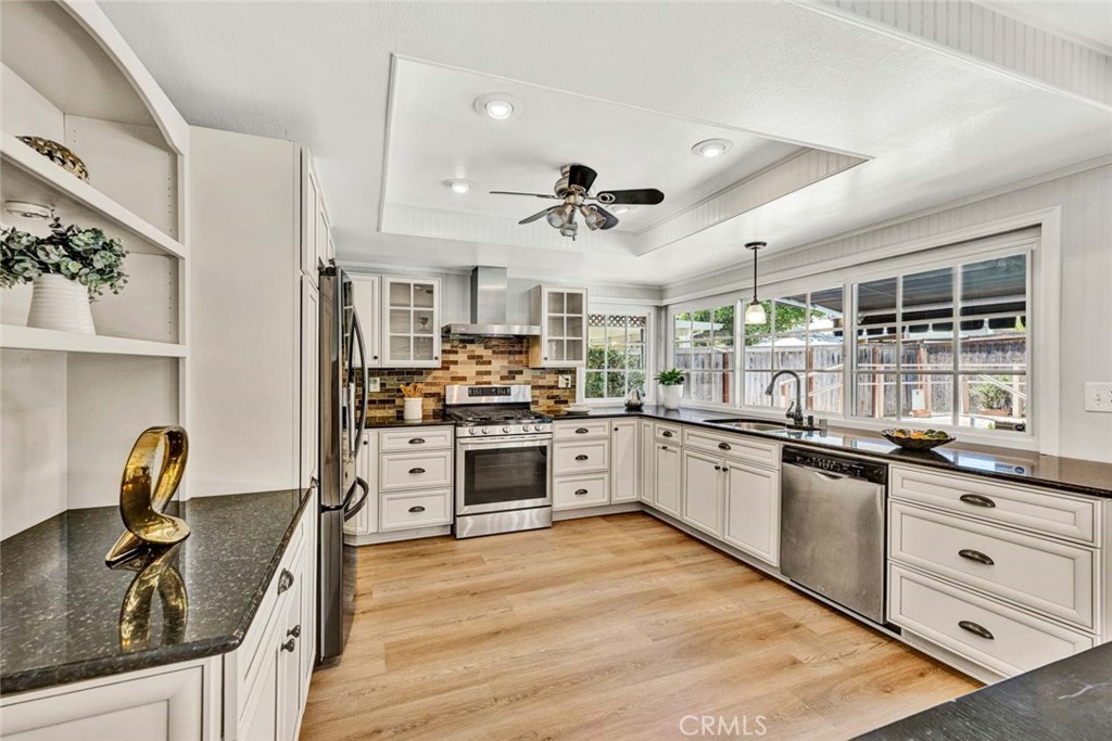 14871 Foxcroft Road Property Photo