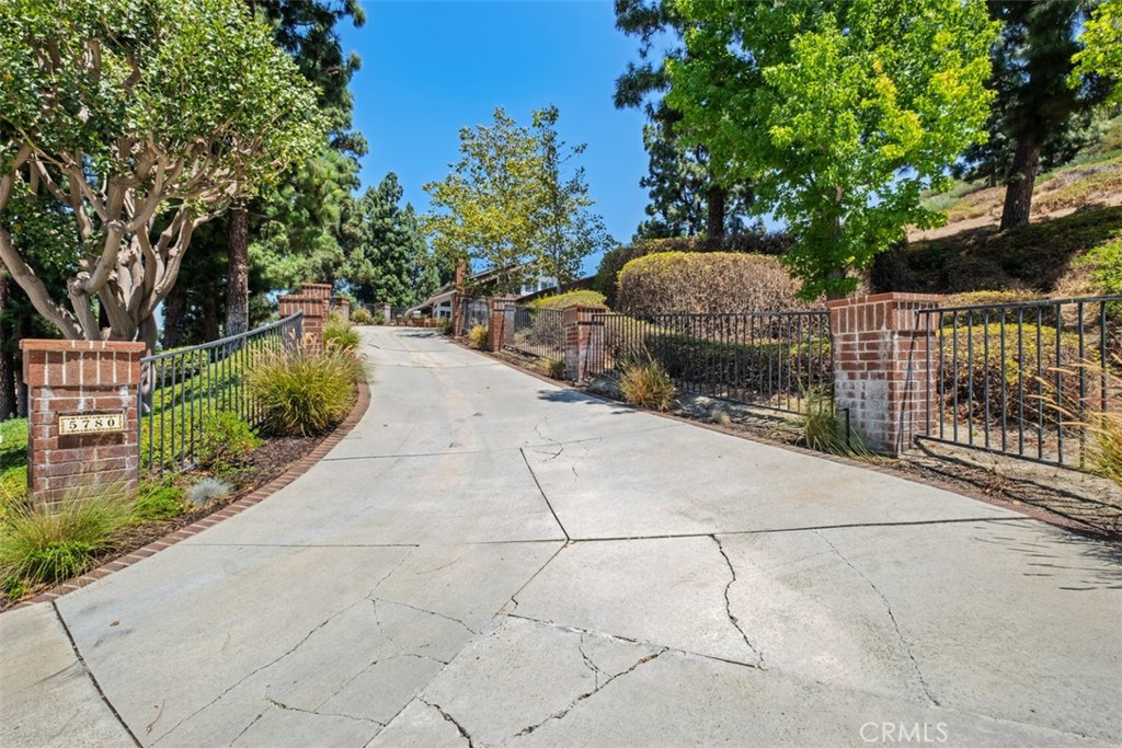 5780 E River Valley Trail Property Photo 46