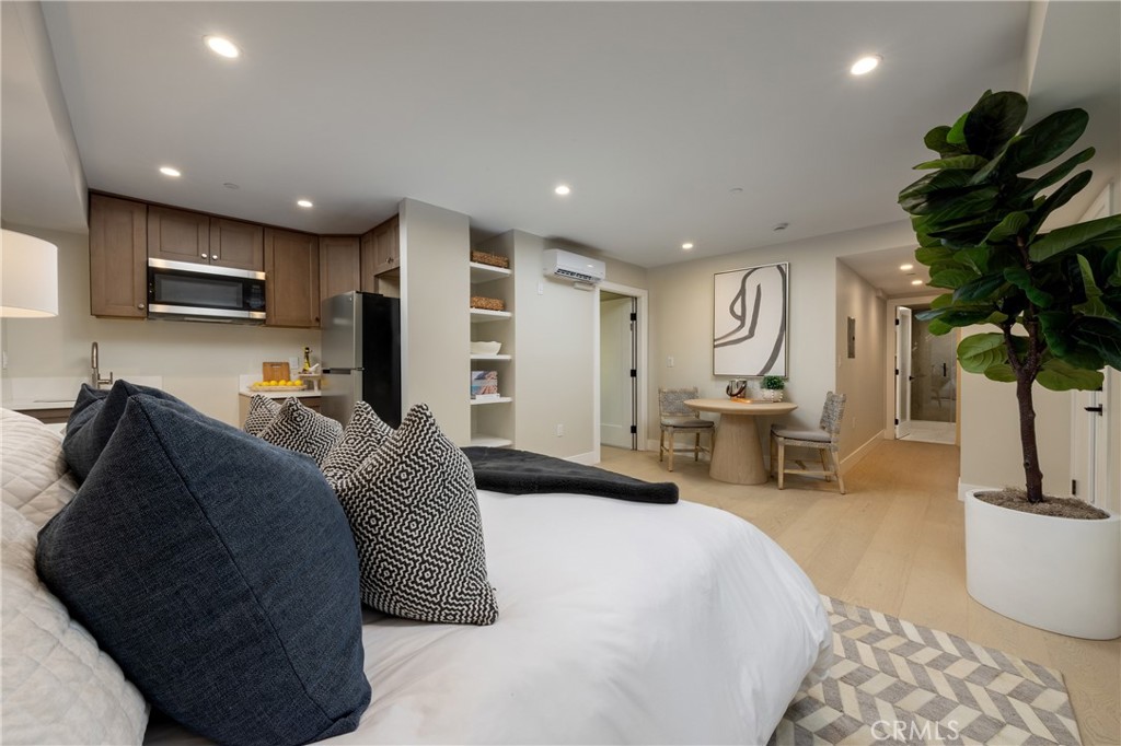 16811 14th Property Photo 7