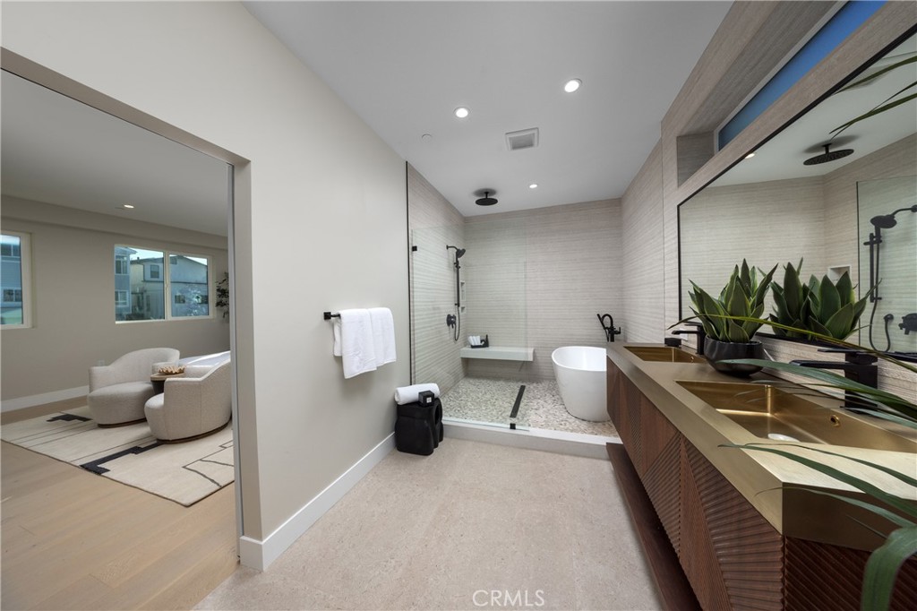 16811 14th Property Photo 15
