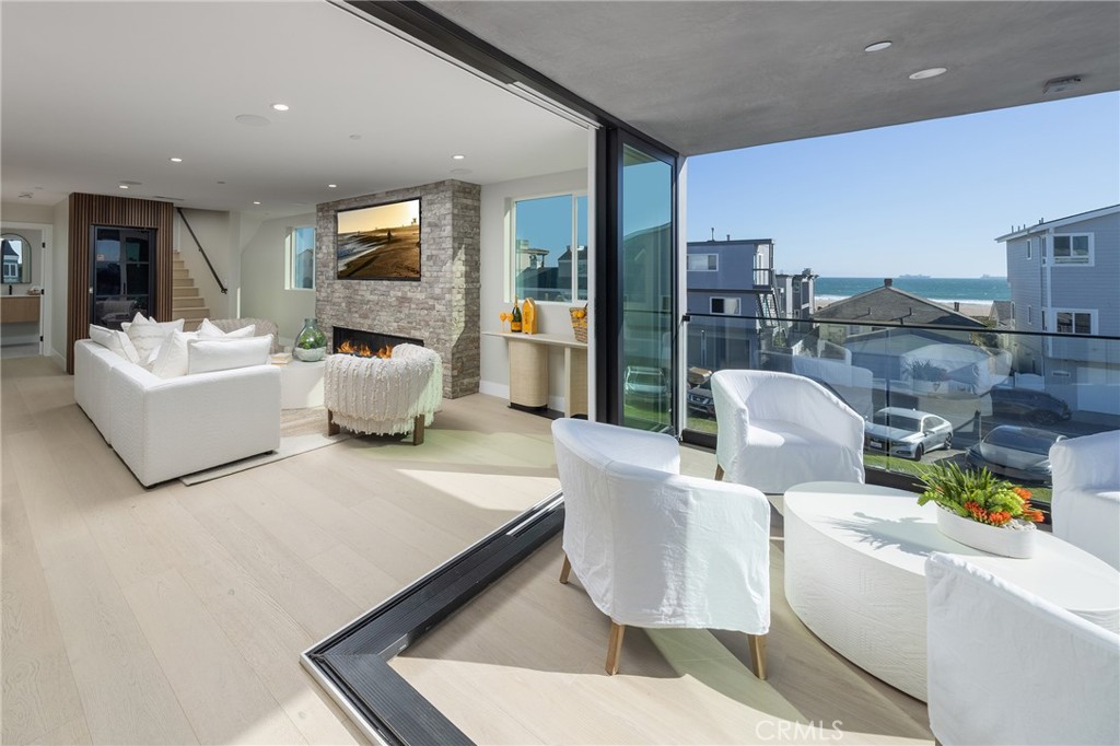 16811 14th Property Photo 28