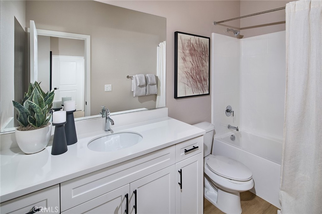 12717 Sahara Street Property Photo 13