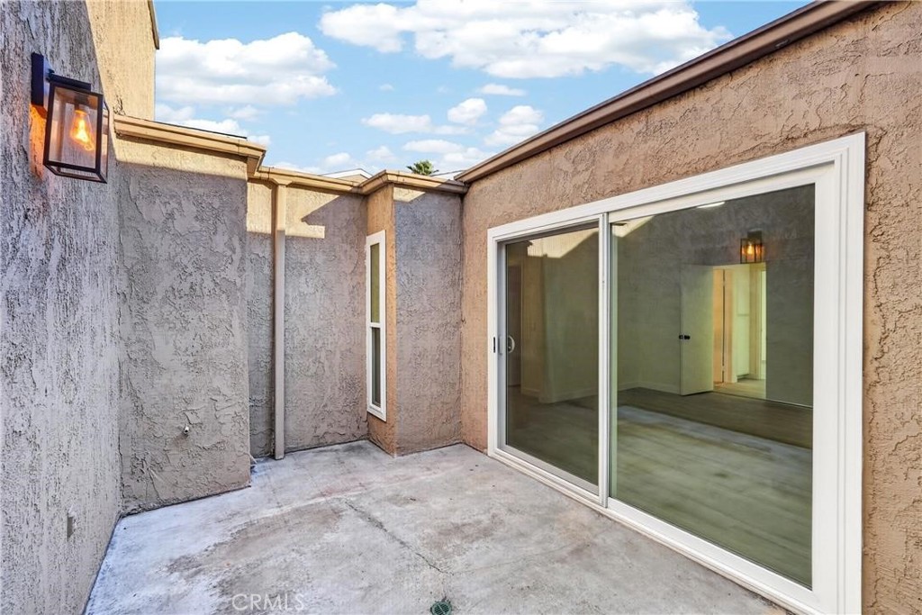 44535 La Paz Rd A Property Photo 16