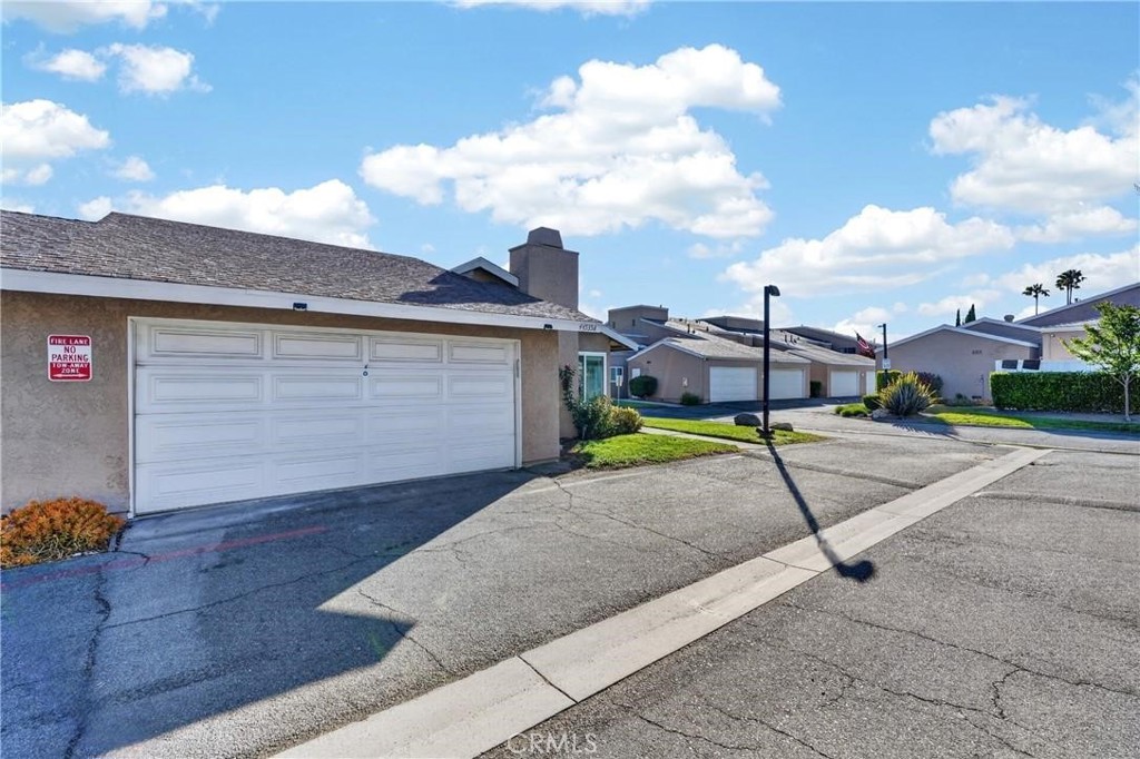 44535 La Paz Rd A Property Photo 17