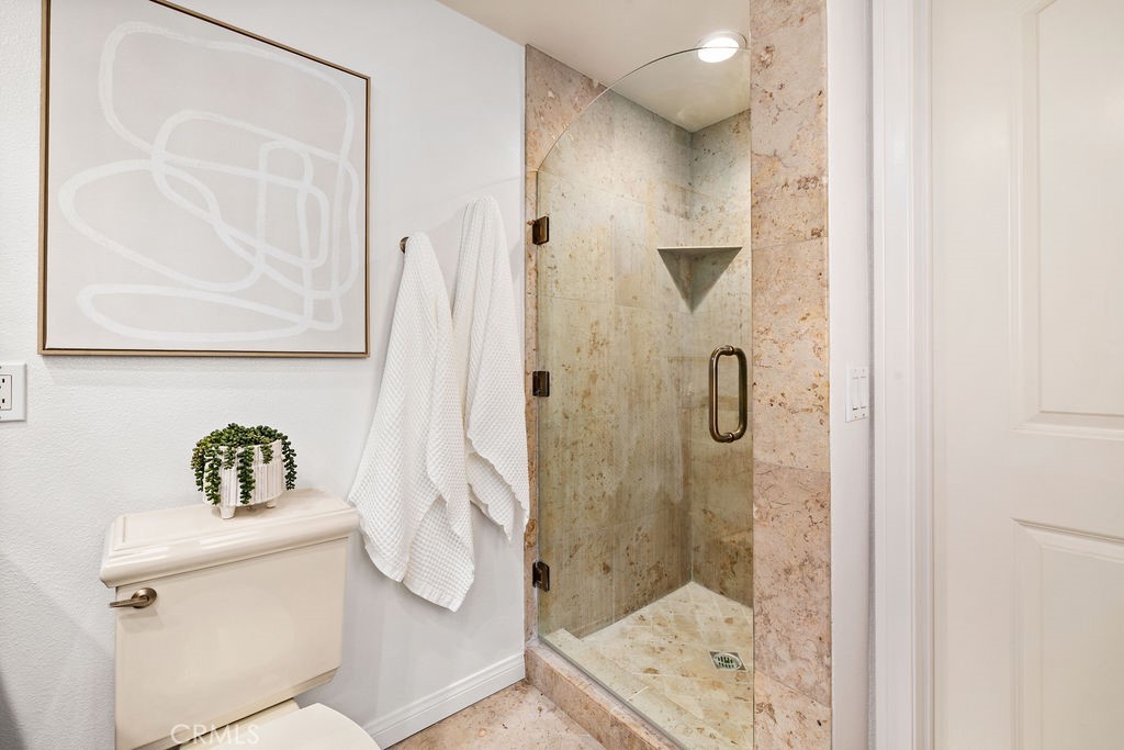 6792 Loyola Drive Property Photo 28