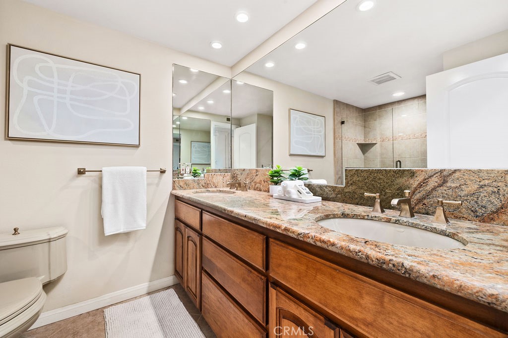 6792 Loyola Drive Property Photo 34