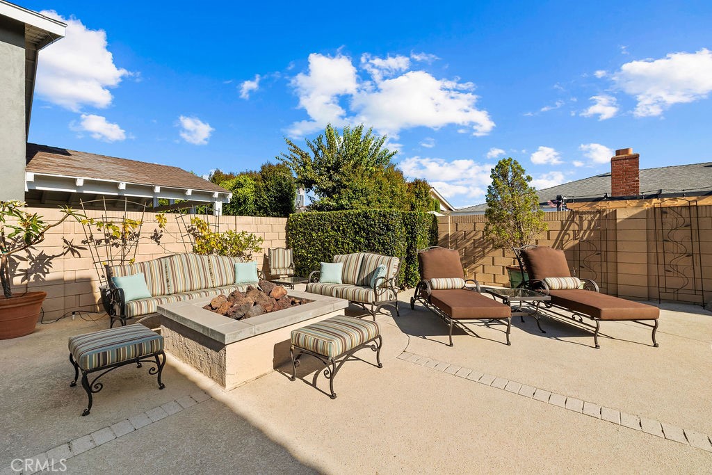 6792 Loyola Drive Property Photo 37