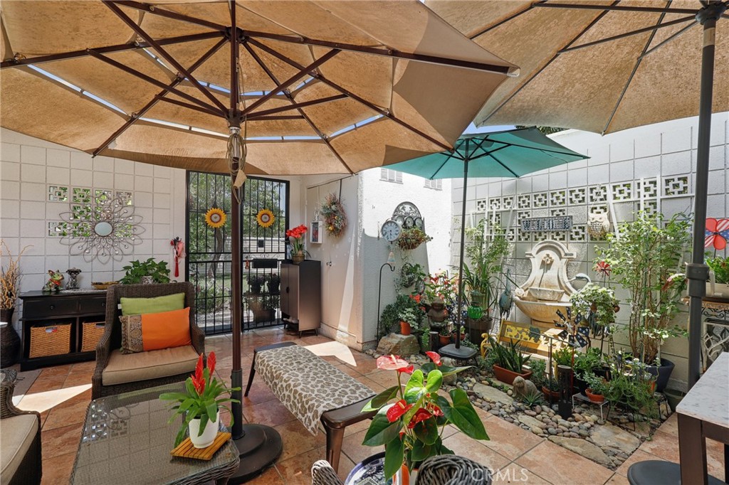 740 Avenida Majorca B Property Photo 6