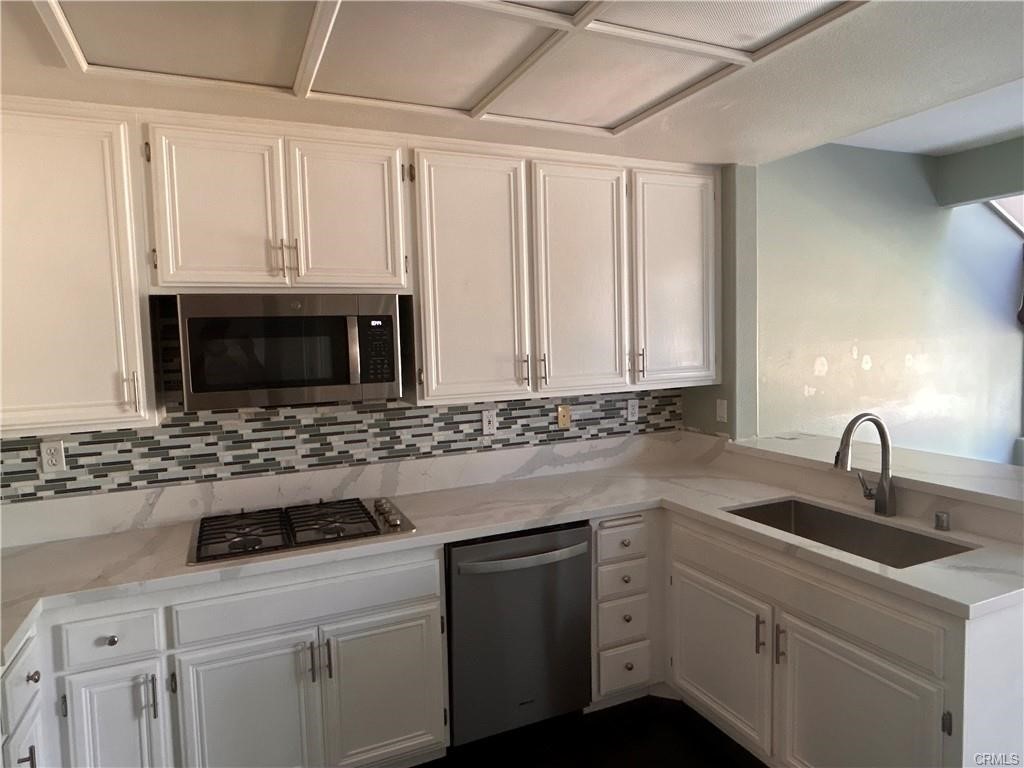 27 Gauguin Circle Property Photo 2