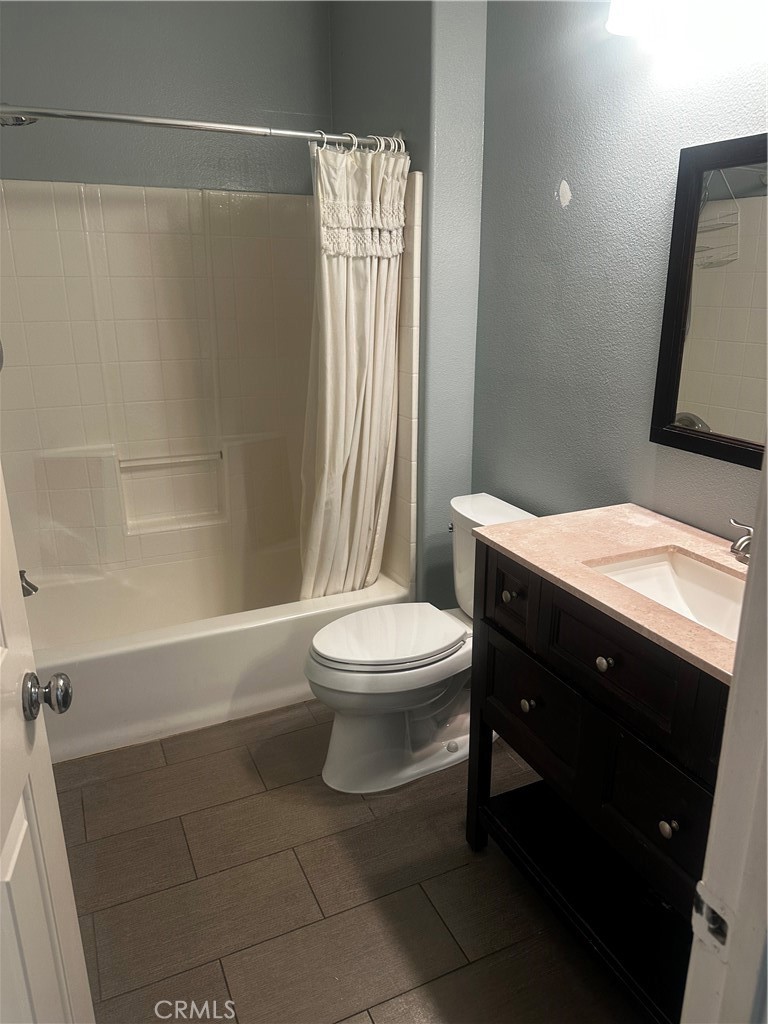 27 Gauguin Circle Property Photo 7
