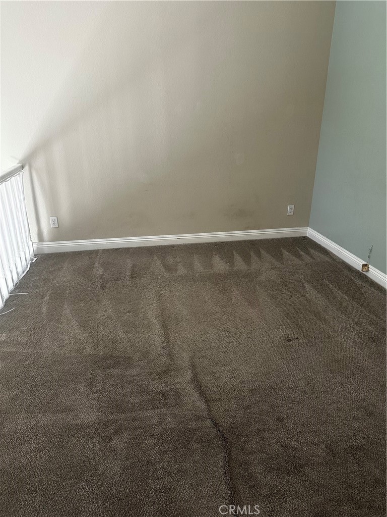 27 Gauguin Circle Property Photo 9