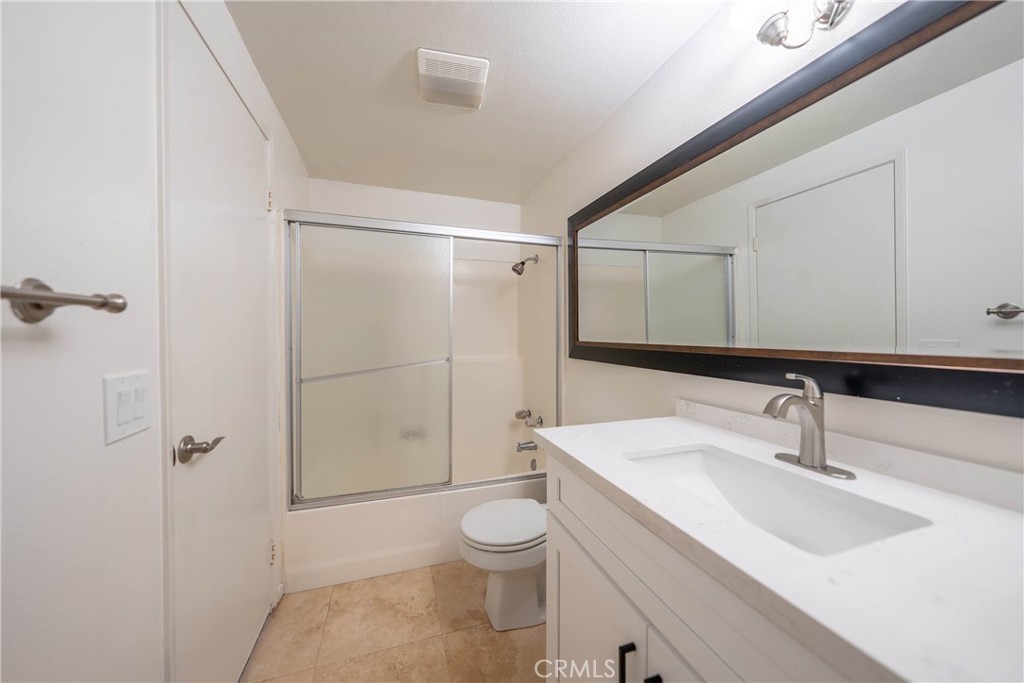 71 Woodleaf Property Photo 11
