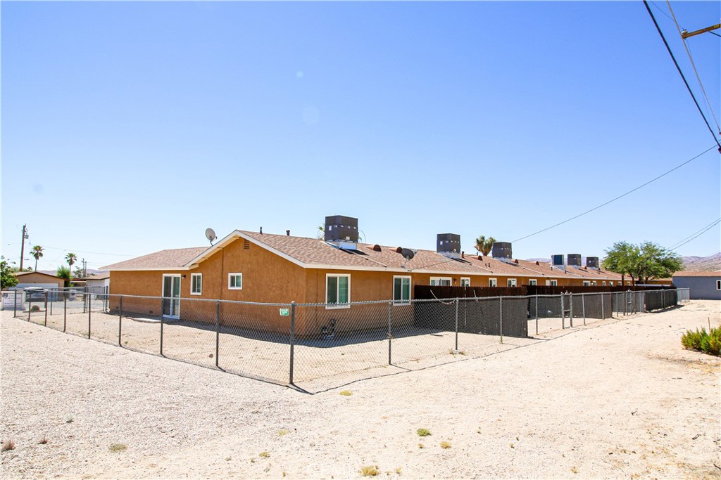 6321 Yucca Property Photo 9