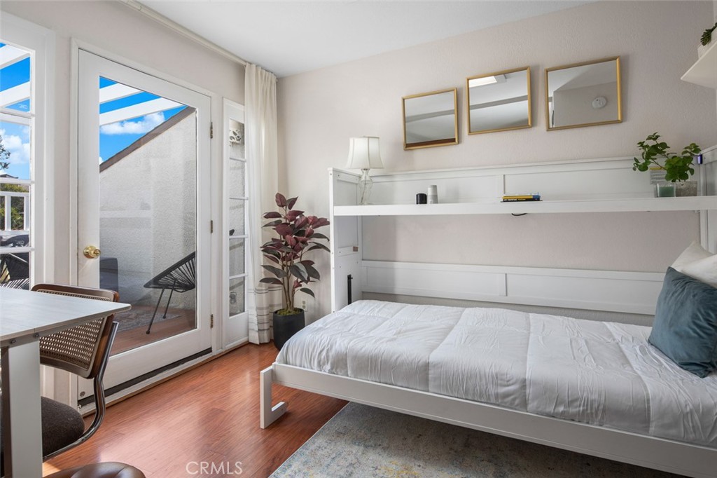 10365 Almayo Avenue 6 Property Photo 10