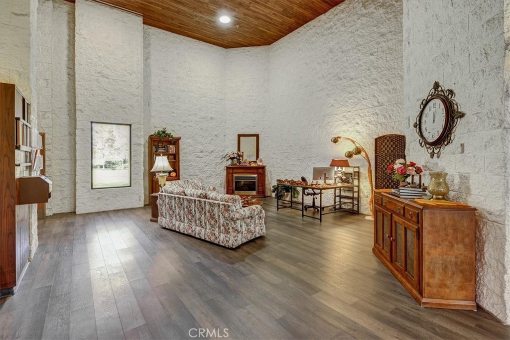 24055 Paseo Del Lago 751 Property Photo 15