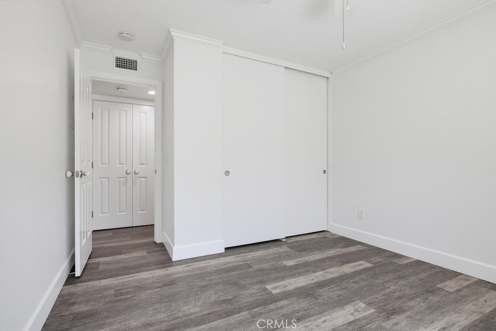 23411 Cambridge Property Photo 23