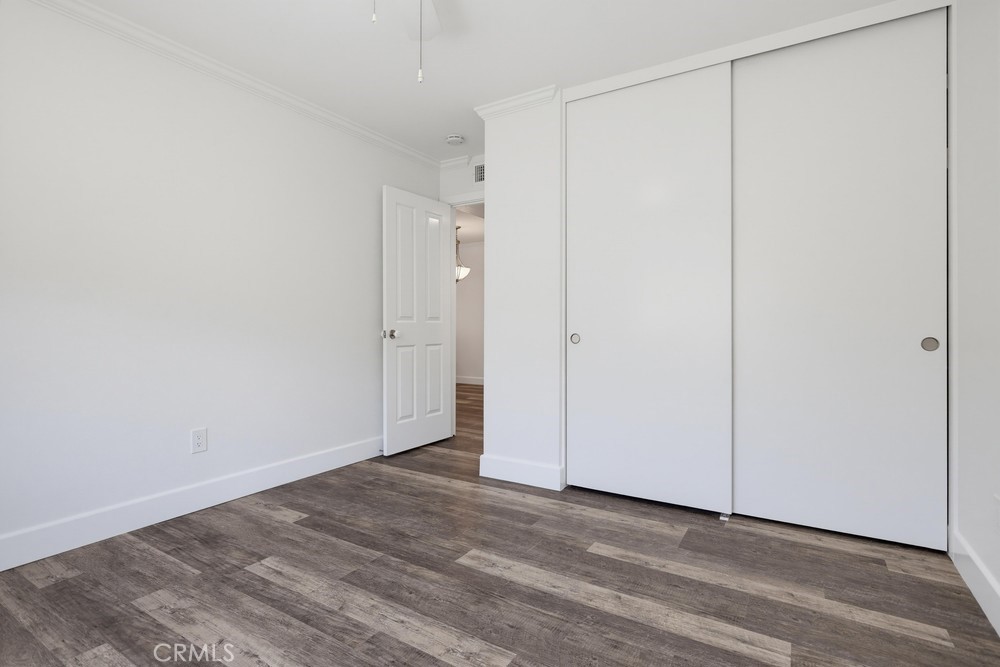 23411 Cambridge Property Photo 24