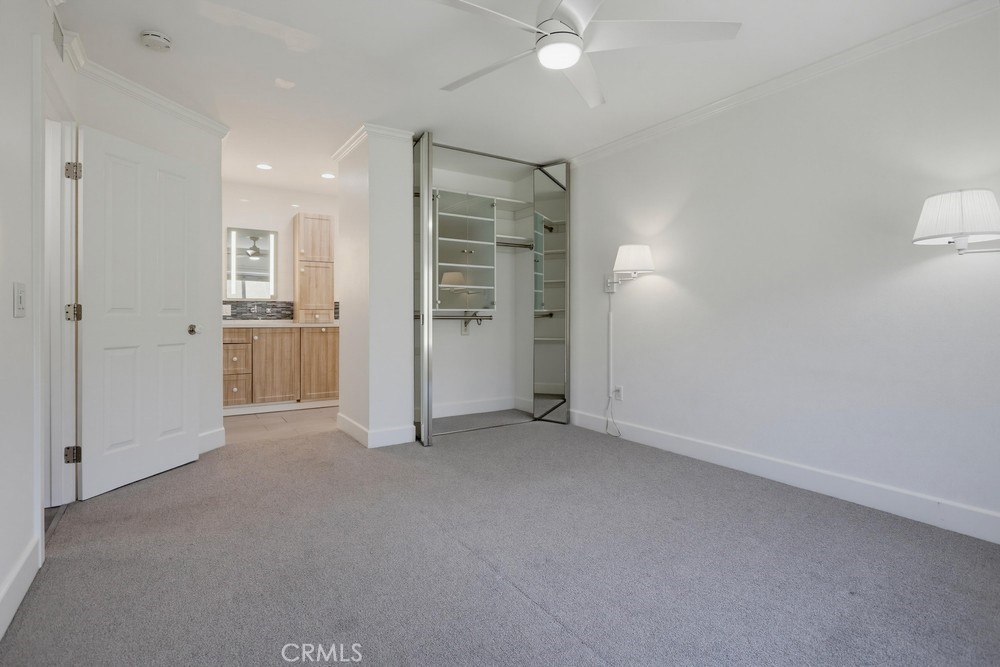23411 Cambridge Property Photo 30