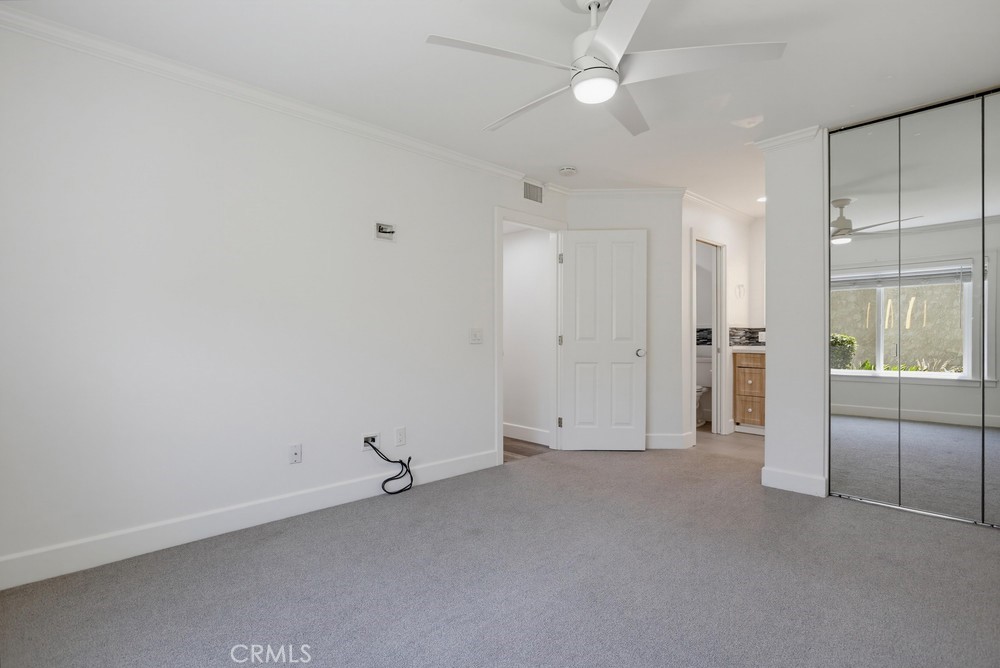 23411 Cambridge Property Photo 32