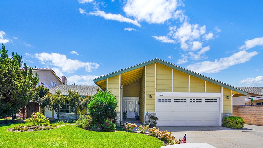 3004 N Rippling Creek Property Photo 1