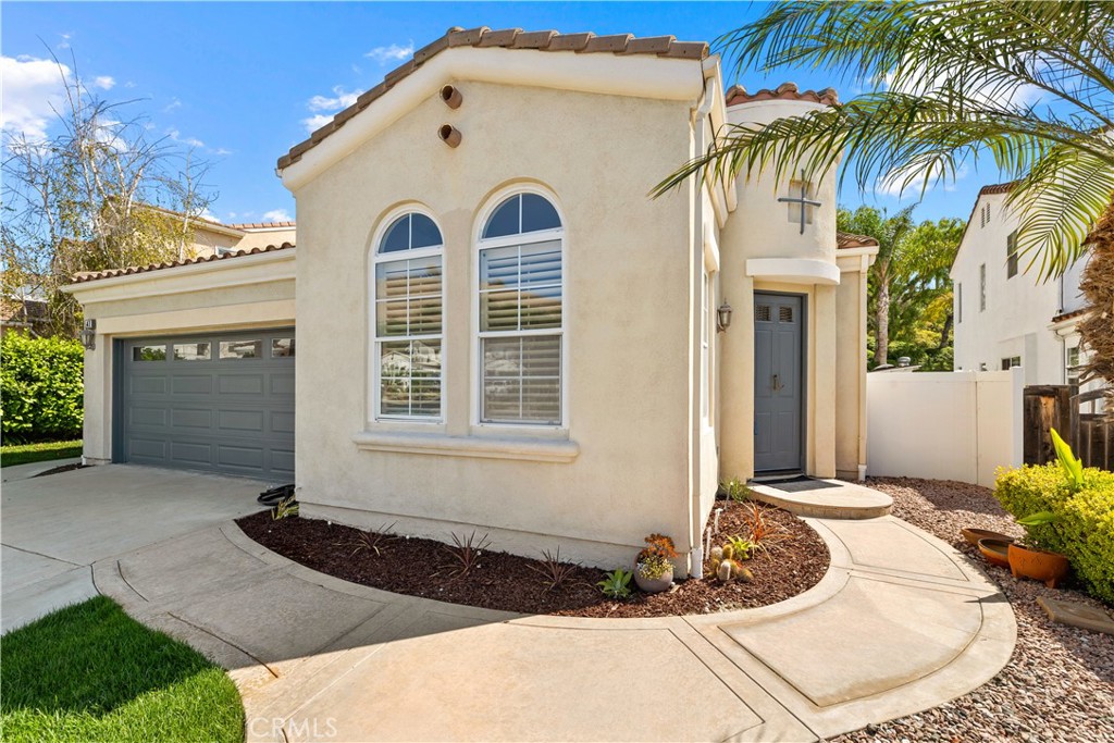 47 Via Palacio Property Photo 3
