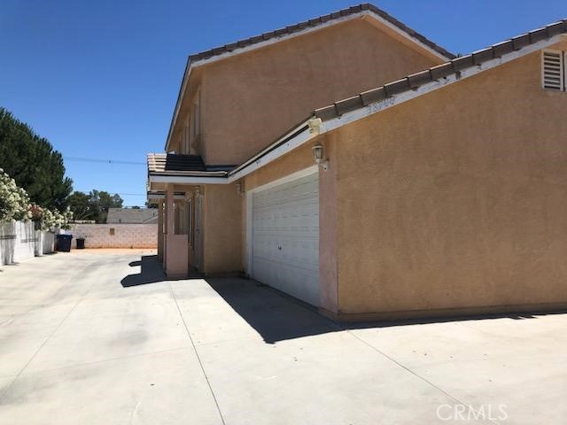 38708 Larkin Property Photo 1