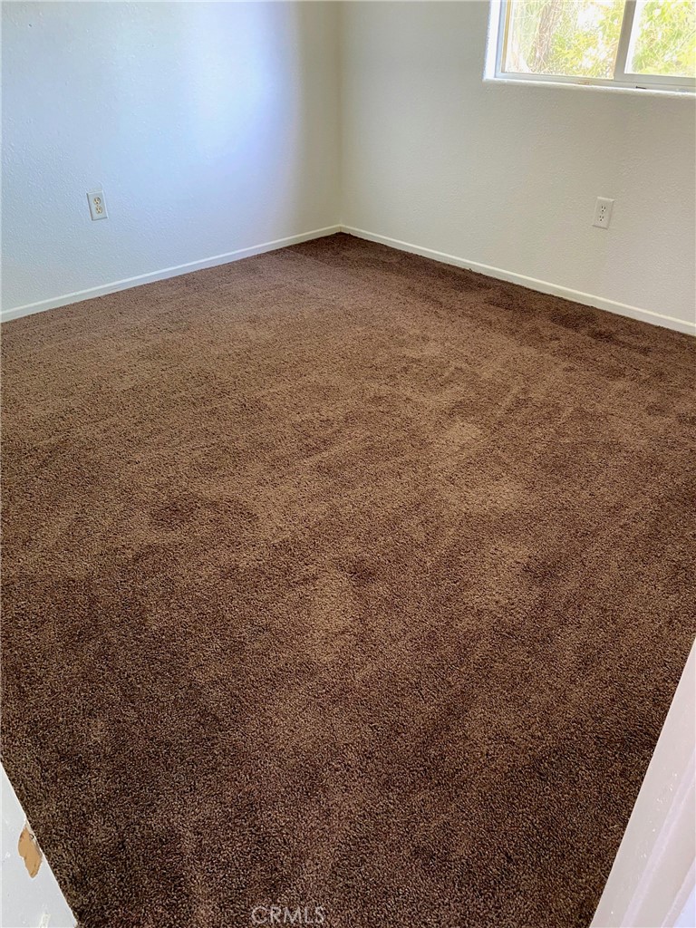 38708 Larkin Property Photo 3