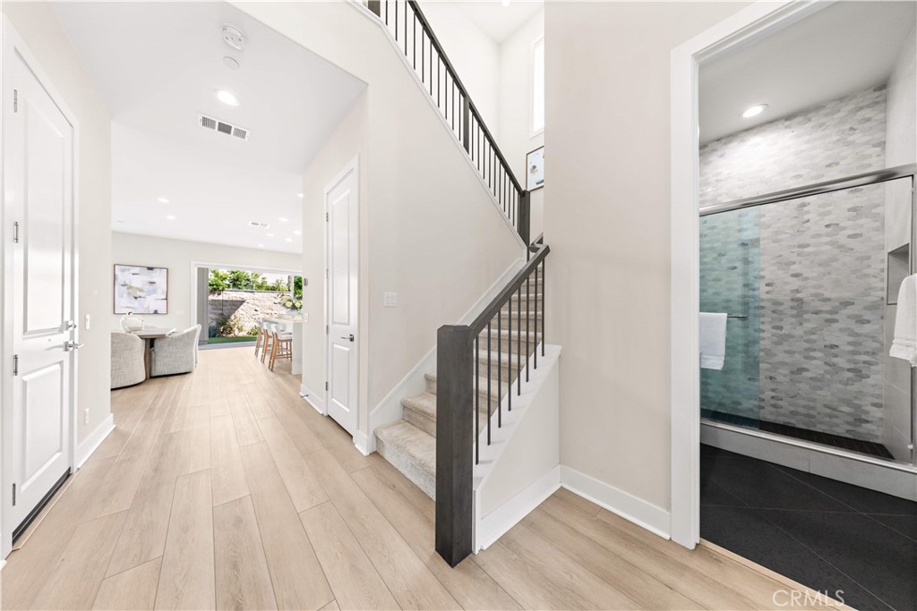 100 Walworth Property Photo 5
