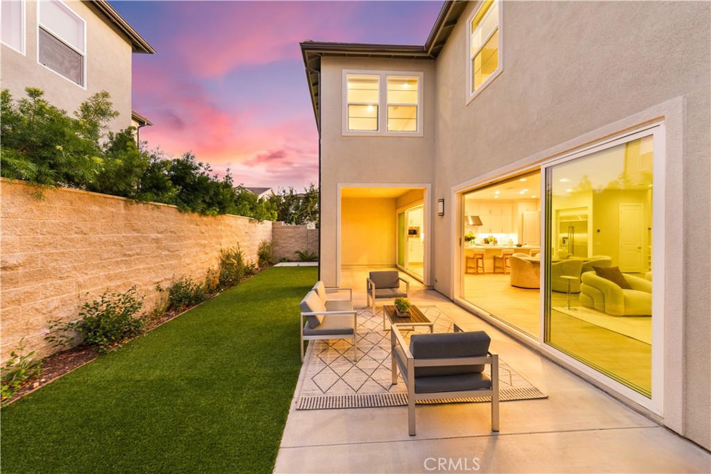 100 Walworth Property Photo 44