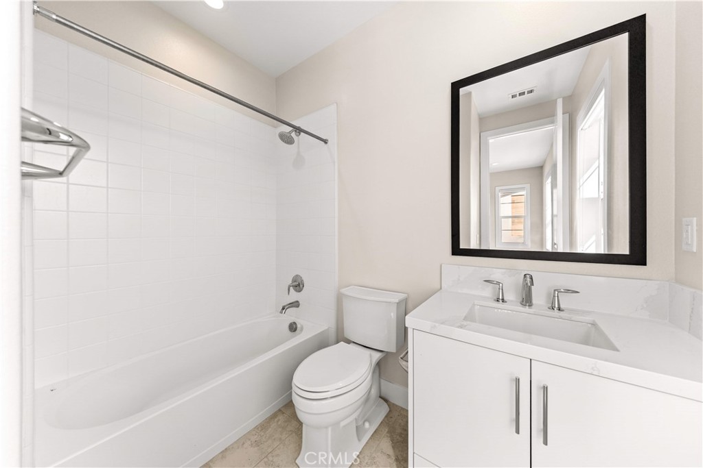 100 Walworth Property Photo 54