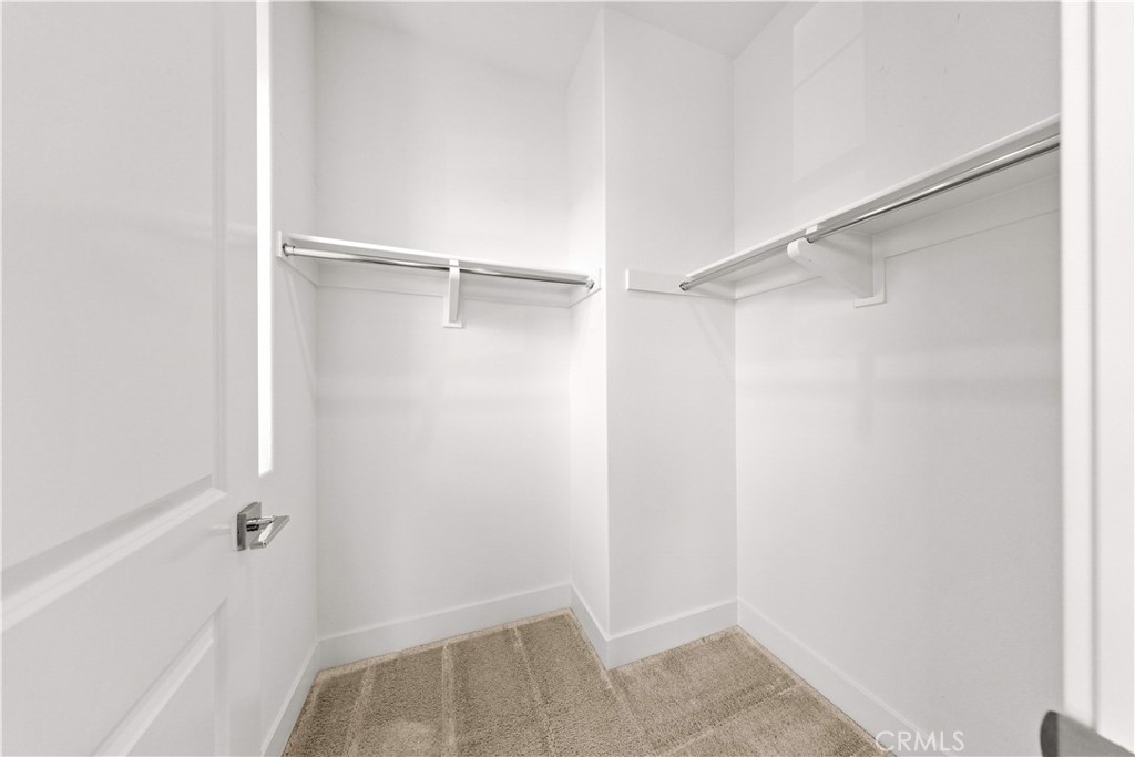 100 Walworth Property Photo 57