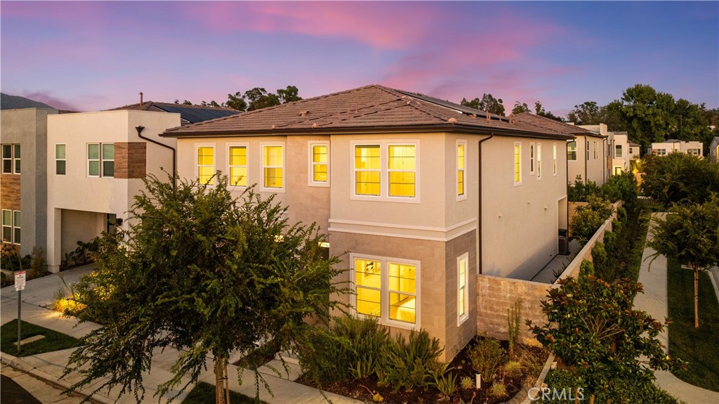100 Walworth Property Photo 60