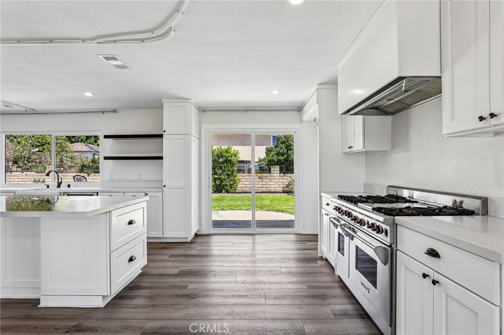 24828 Acropolis Property Photo 44