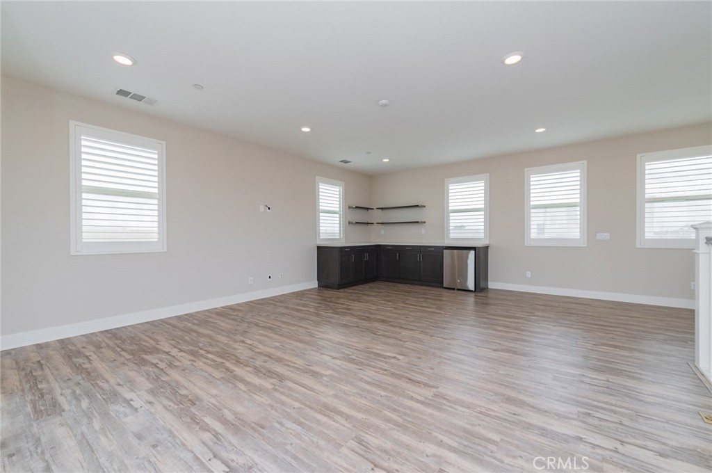 123 Stellar Property Photo 24