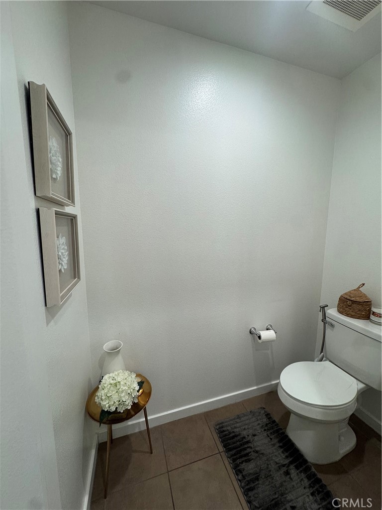 21 Gramercy 218 Property Photo 28