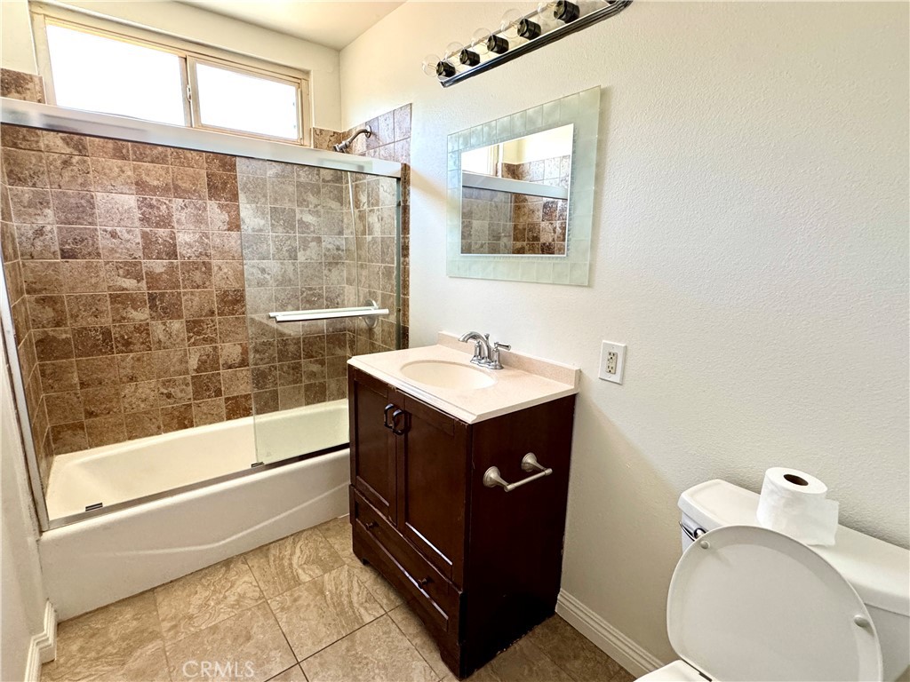 14539 Painter Avenue Property Photo 14
