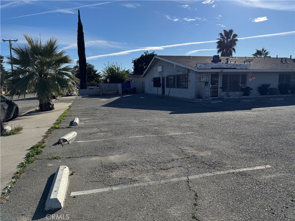 1655 W Base Line Property Photo 17