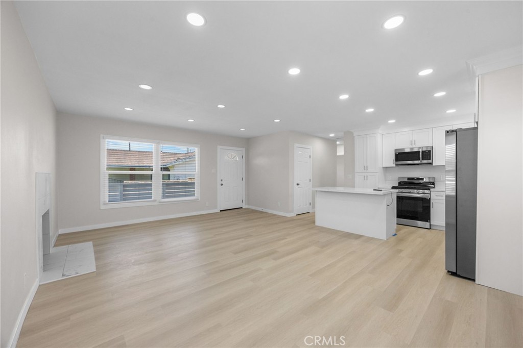 15511 Avery Property Photo 4