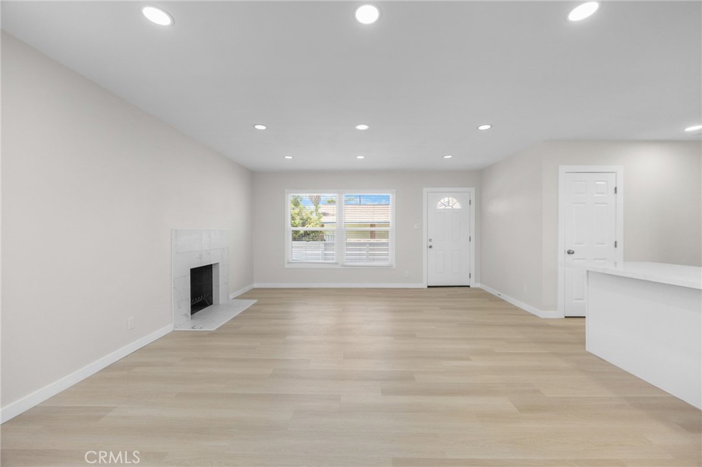 15511 Avery Property Photo 5