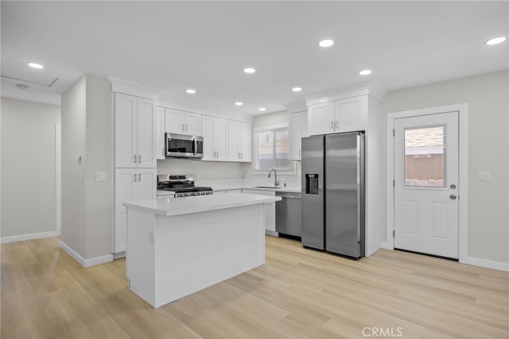 15511 Avery Property Photo 7