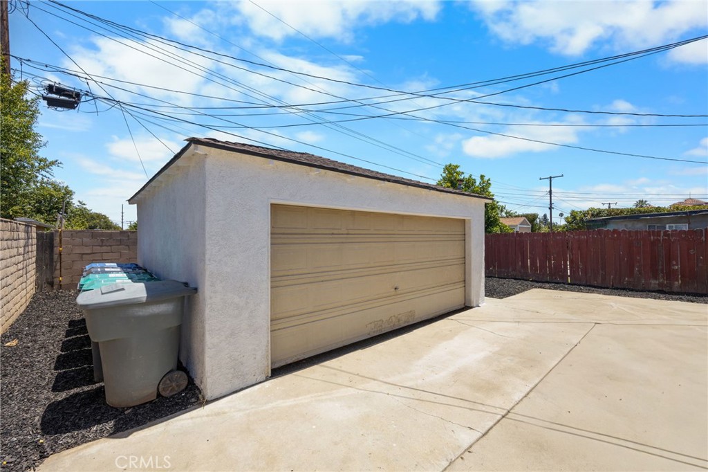 15511 Avery Property Photo 22