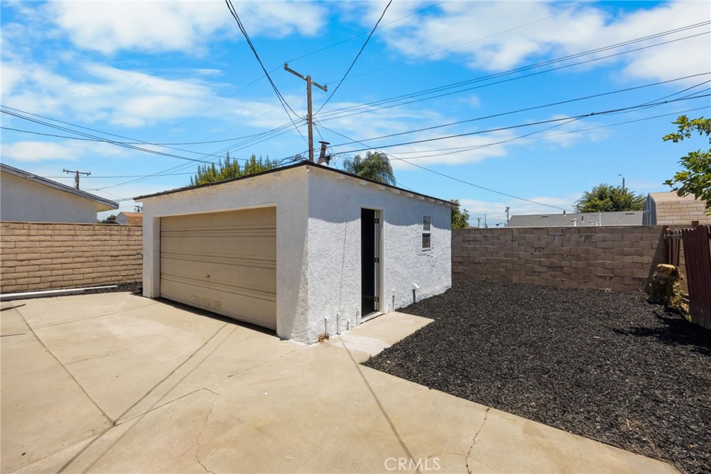 15511 Avery Property Photo 23