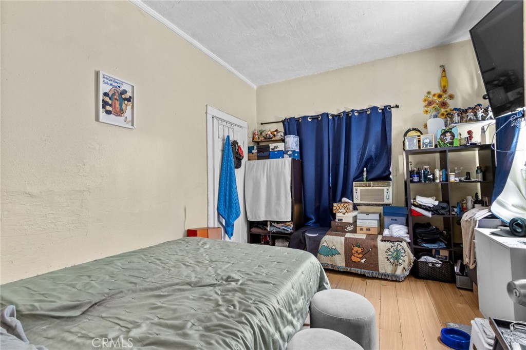 1154 N Wilton Property Photo 20