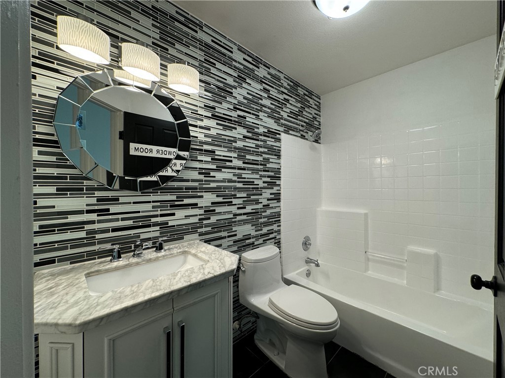 28 Deerwood Property Photo 9