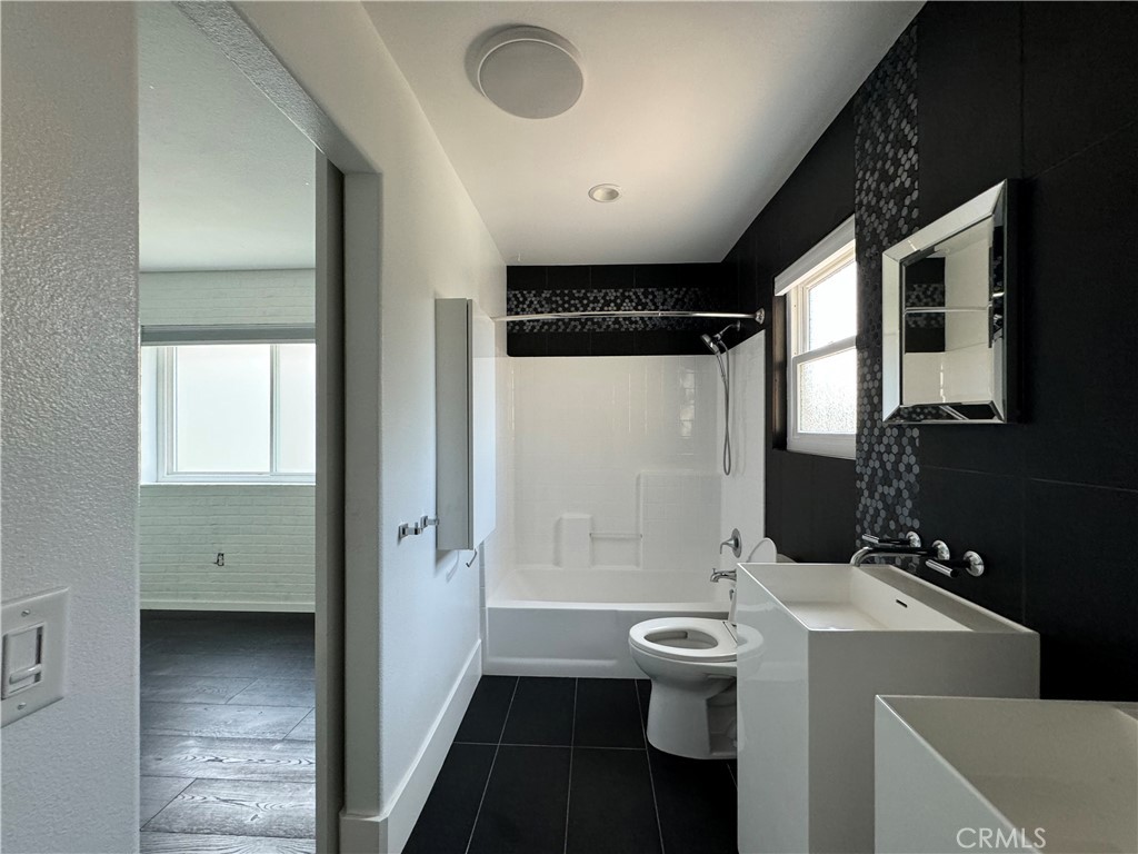 28 Deerwood Property Photo 21