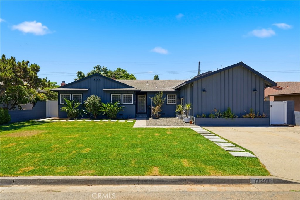 12292 Bluebell Property Photo 1