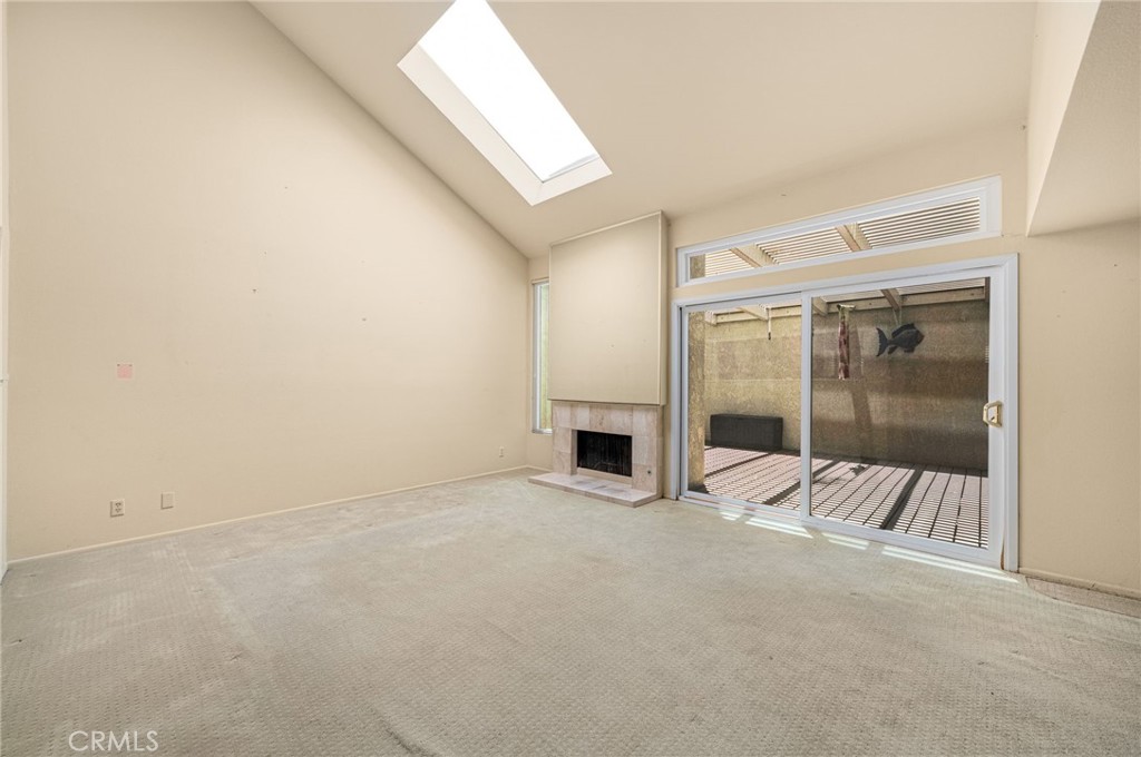 65 Claret Property Photo 5