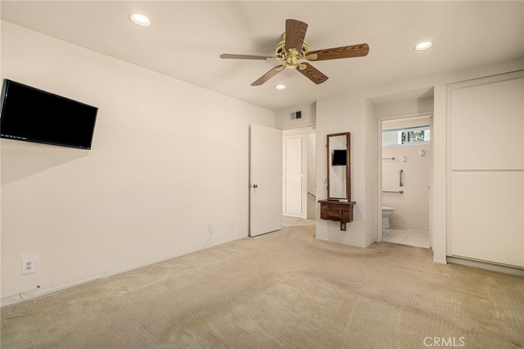 65 Claret Property Photo 21