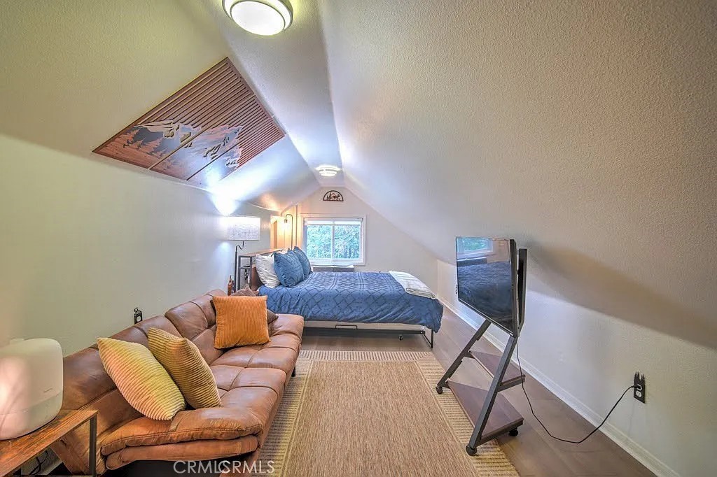 582 Rose Property Photo 13