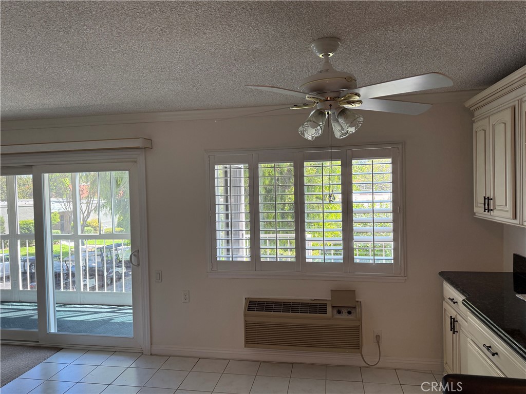 2186 Via Mariposa E E A Property Photo 8
